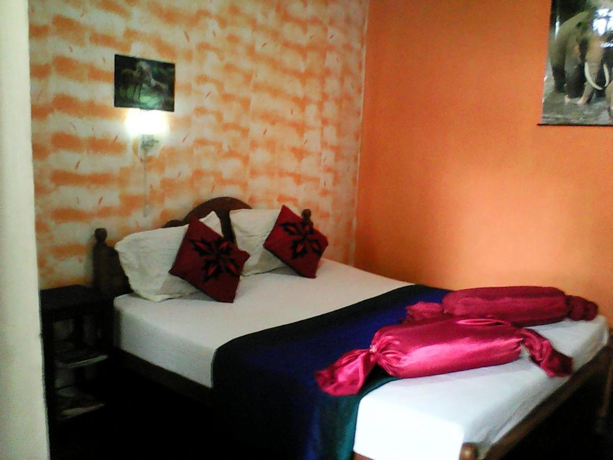 Lotus Inn Tourist Resort Dambulla Zewnętrze zdjęcie